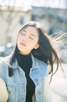 潮湿的猫1982年意大利